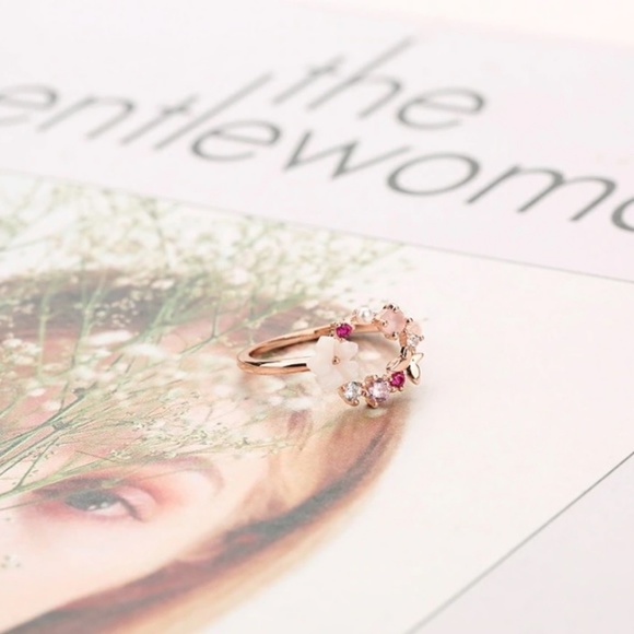 Rose Gold Butterfly‎ Flower Halo Ring - Picture 5 of 8